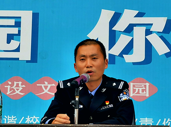 我院舉行“法制進(jìn)校園，安全伴我行”法治講座