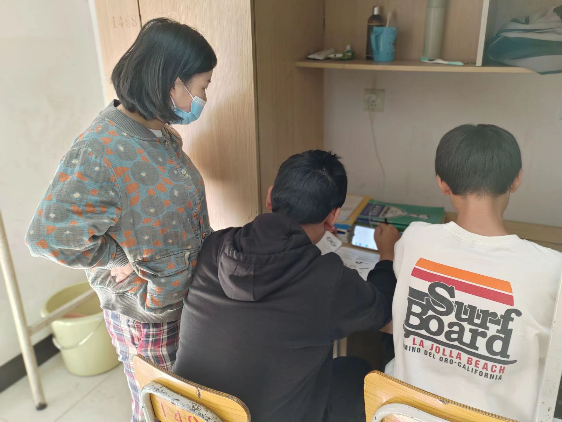 疫情之下，湖南工貿(mào)技師學院教師們的“新角色”