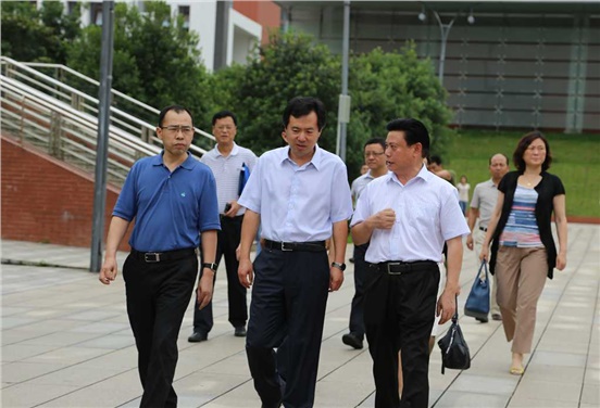 國(guó)家人社部職建司張立新司長(zhǎng)一行來(lái)院視察指導(dǎo)工作