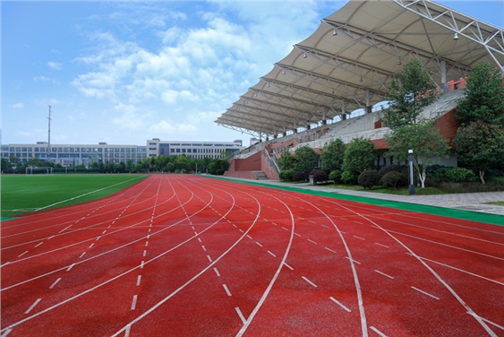 今年秋季 我院共有5503名學生享受國家助學政策