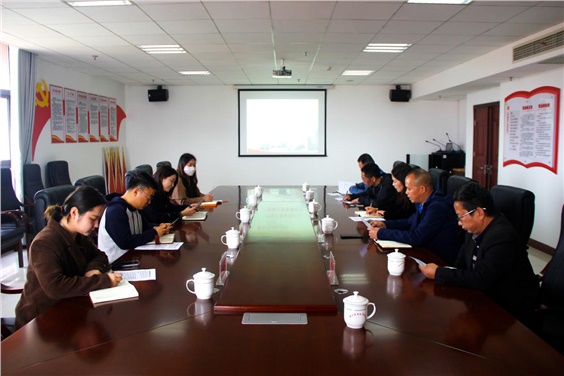 蘆淞區(qū)董家塅片區(qū)管委會(huì)副主任曾超群一行來(lái)學(xué)院調(diào)研產(chǎn)教融合工作